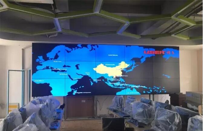 福州外語外貿學（xué）院液晶拚接屏案例