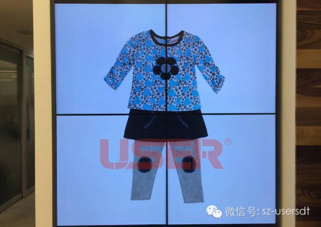 美國兒童時裝店2*2液晶（jīng）拚（pīn）接屏展示
