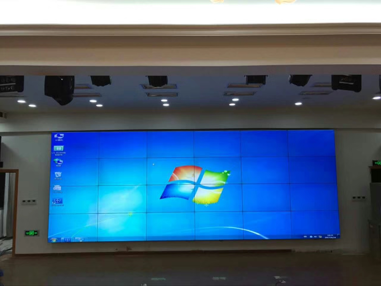 寒冷冬季使用液晶拚接牆的注意（yì）事項